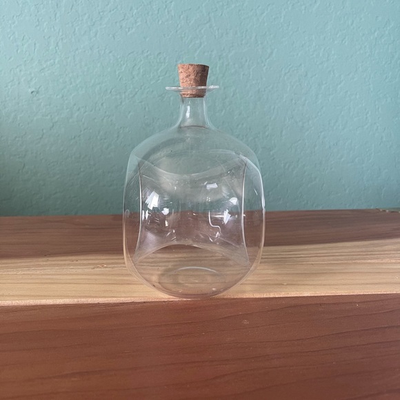 Glass round bottle with a hole - Picture 2 of 6